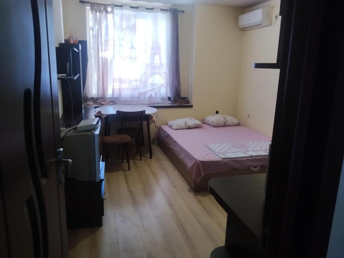 Apartmen Xan Malamir Varna Exterior photo